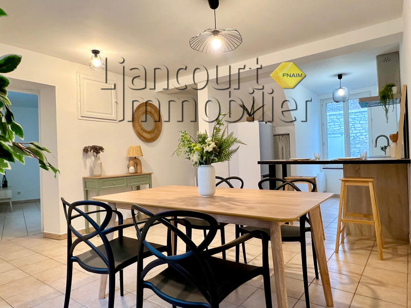 Maison - 62 m² - 5 pièces