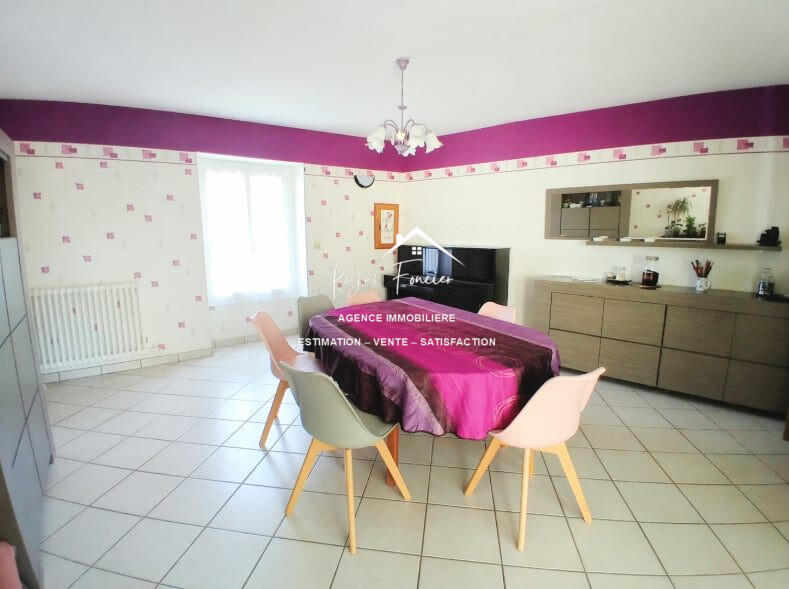 Maison ancienne - 195 m² - 7 pièces