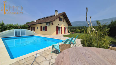 Maison - 138 m² - 5 pièces