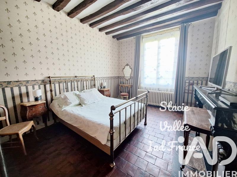 Maison - 201 m² - 9 pièces