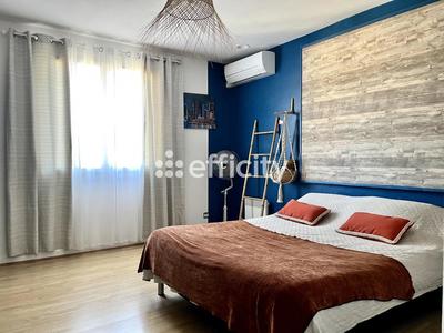 Maison - 169 m² - 6 pièces