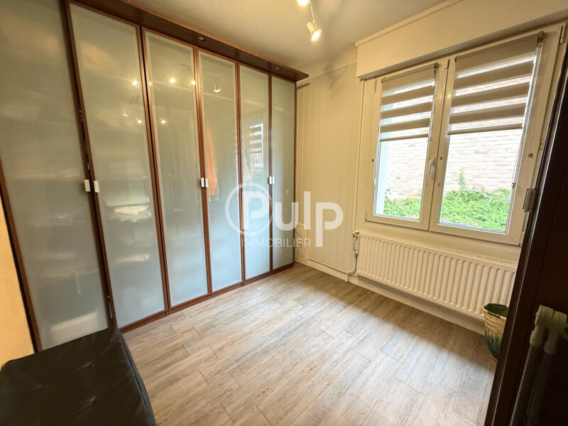 Maison - 75 m² - 5 pièces