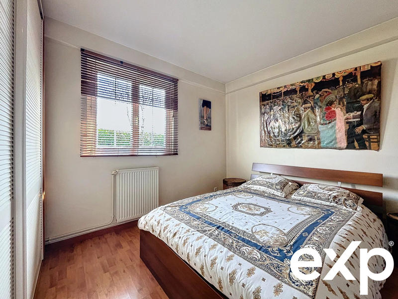 Maison - 180 m² - 7 pièces