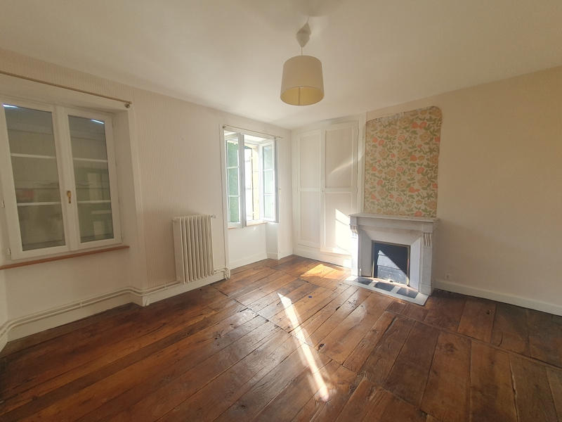 Propriété - 306 m² - 10 pièces