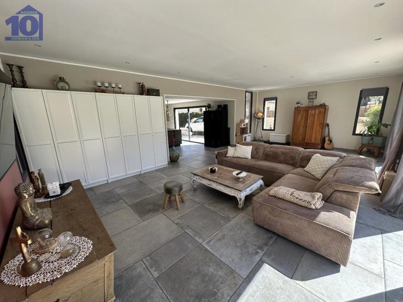 Maison - 165 m² - 5 pièces