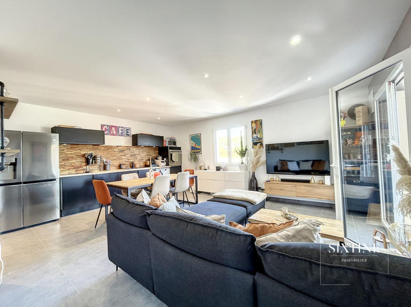 Appartement - 80 m² - 4 pièces