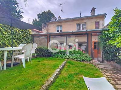 Maison - 128 m² - 4 pièces