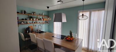 Maison - 92 m² - 6 pièces