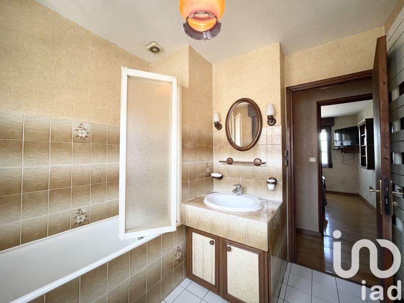 Maison - 85 m² - 5 pièces