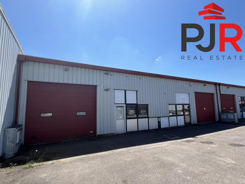 Local d'activités - 198 m²