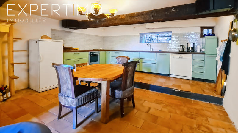 Maison - 160 m² - 9 pièces