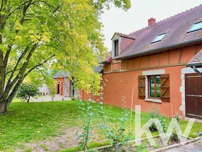 Maison - 251 m² - 9 pièces