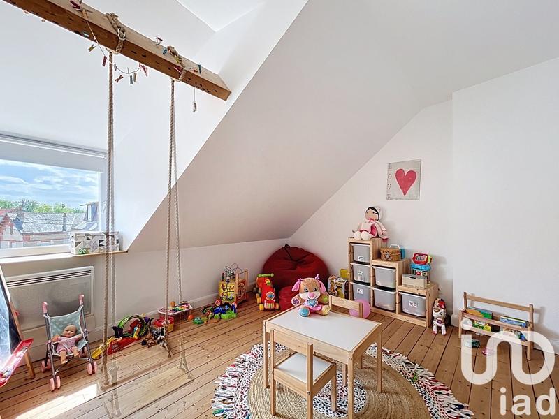 Maison - 240 m² - 9 pièces