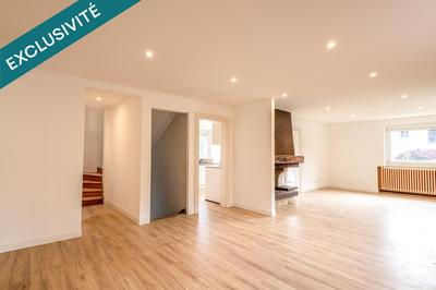 Maison - 210 m² - 7 pièces