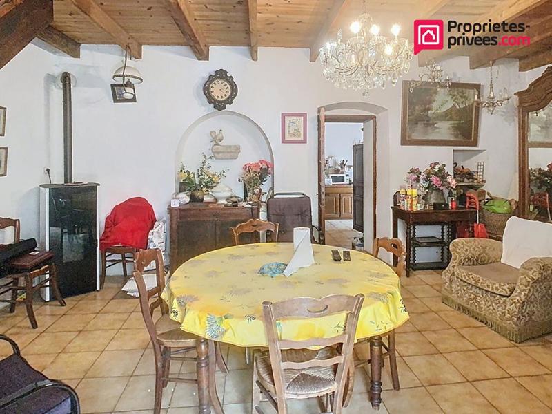 Maison - 150 m² - 8 pièces