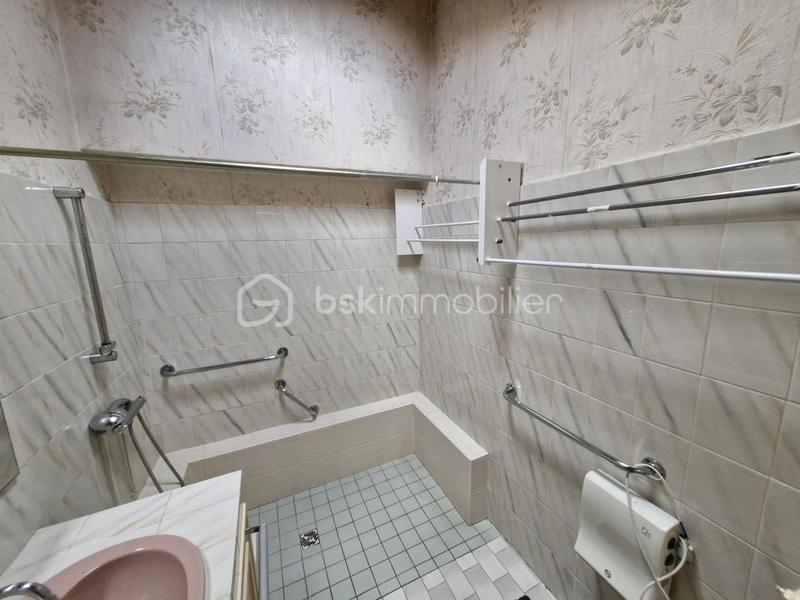 Maison ancienne - 122 m² - 7 pièces