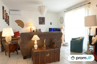 Maison traditionnelle - 88 m² - 4 pièces