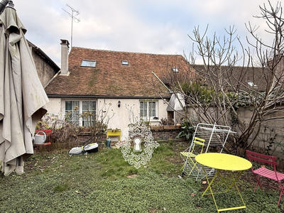 Maison - 98 m² - 3 pièces