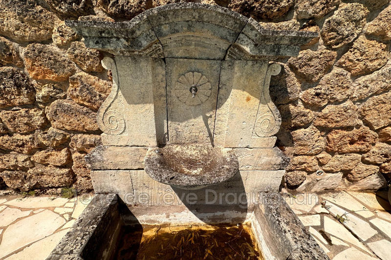 Bastide - 300 m² - 12 pièces