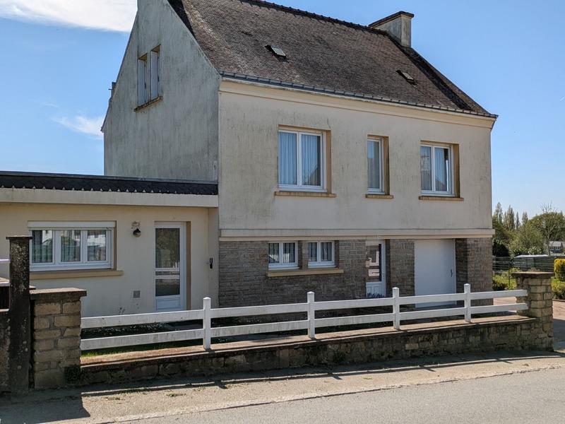 Maison - 140 m² - 9 pièces