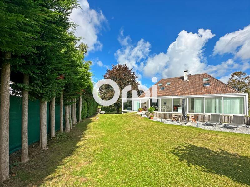 Maison - 213 m² - 6 pièces