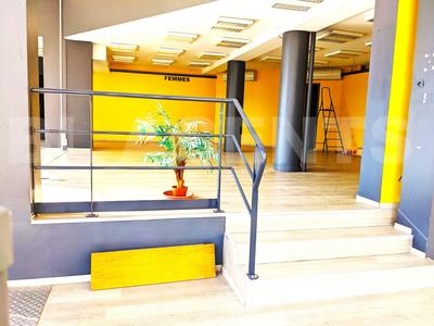 Local d'activités - 262 m² - 3 pièces