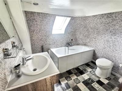 Appartement ancien - 30 m² - 2 pièces