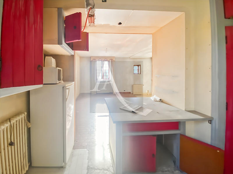 Maison - 230 m² - 7 pièces