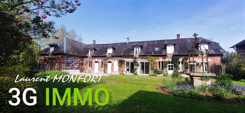 Corps de ferme - 250 m² - 8 pièces