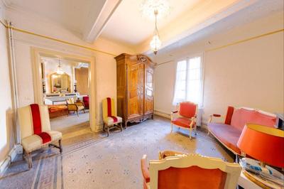 Maison de village - 371 m² - 10 pièces