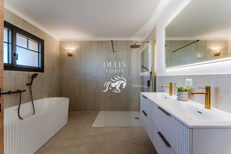 Villa - 190 m² - 6 pièces