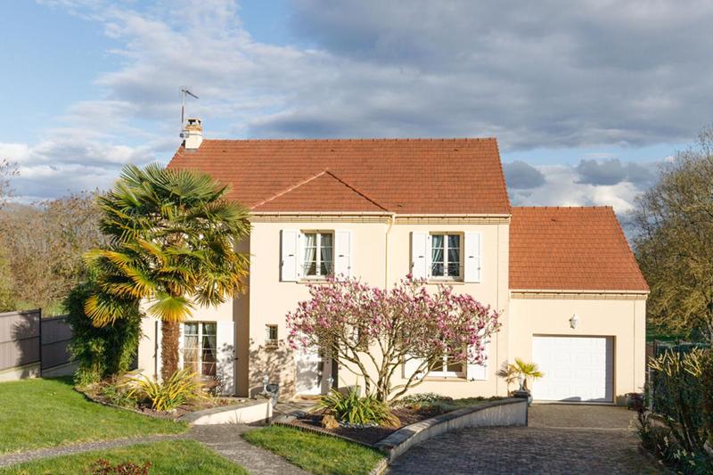 Maison - 155 m² - 6 pièces