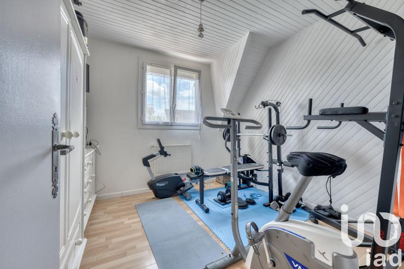 Maison - 210 m² - 8 pièces