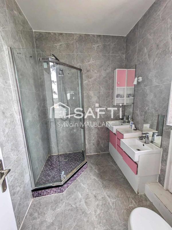 Château - 640 m² - 22 pièces