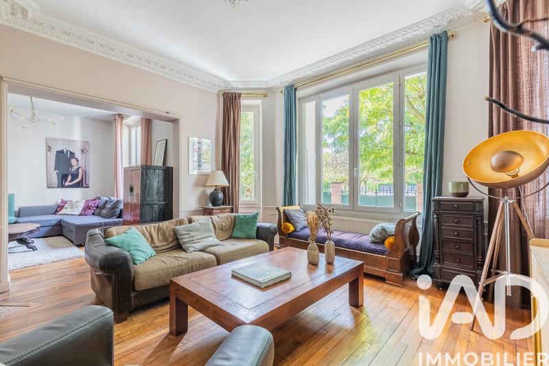 Maison - 176 m² - 7 pièces