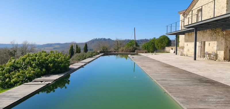 Demeure - 480 m² - 5 pièces