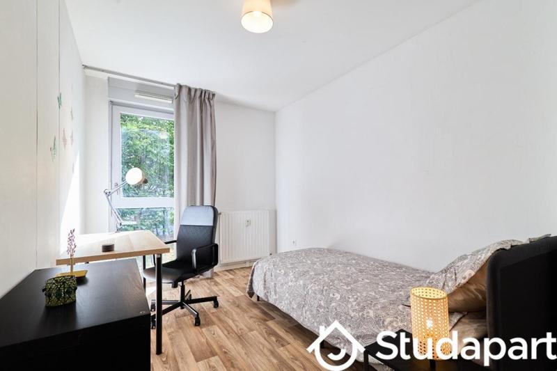 Chambre - 10 m² - 1 pièce