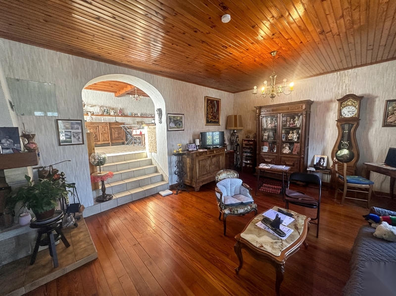 Maison - 144 m² - 6 pièces