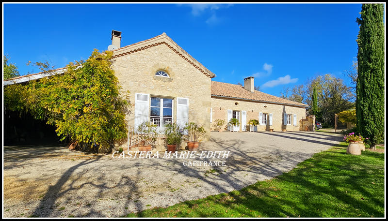 Maison en pierre - 200 m² - 5 pièces
