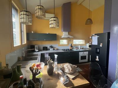 Maison traditionnelle - 112 m² - 6 pièces