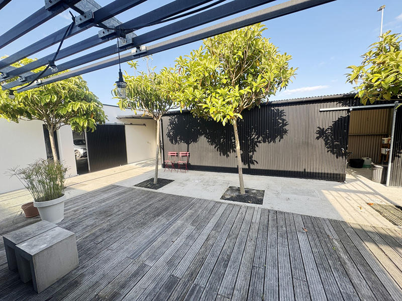 Maison - 215 m² - 7 pièces