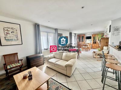 Maison - 103 m² - 4 pièces