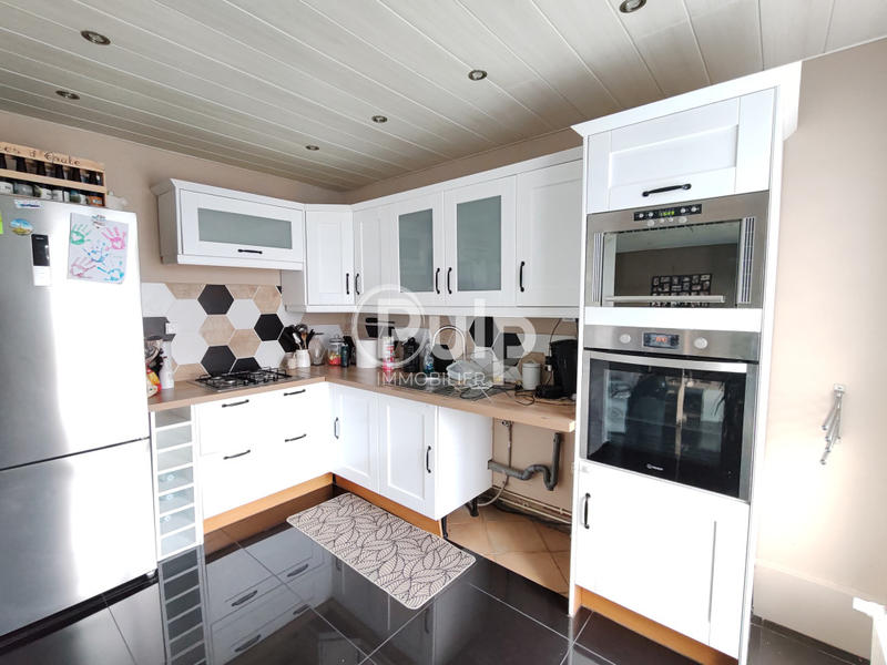 Appartement - 77 m² - 3 pièces