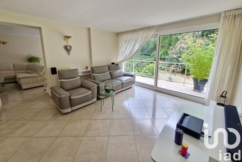 Maison - 251 m² - 10 pièces