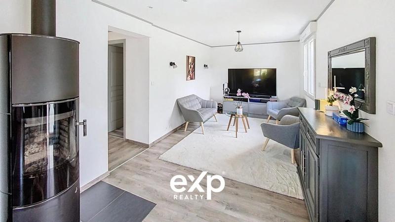 Villa - 219 m² - 9 pièces