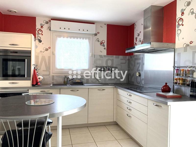 Maison - 145 m² - 5 pièces