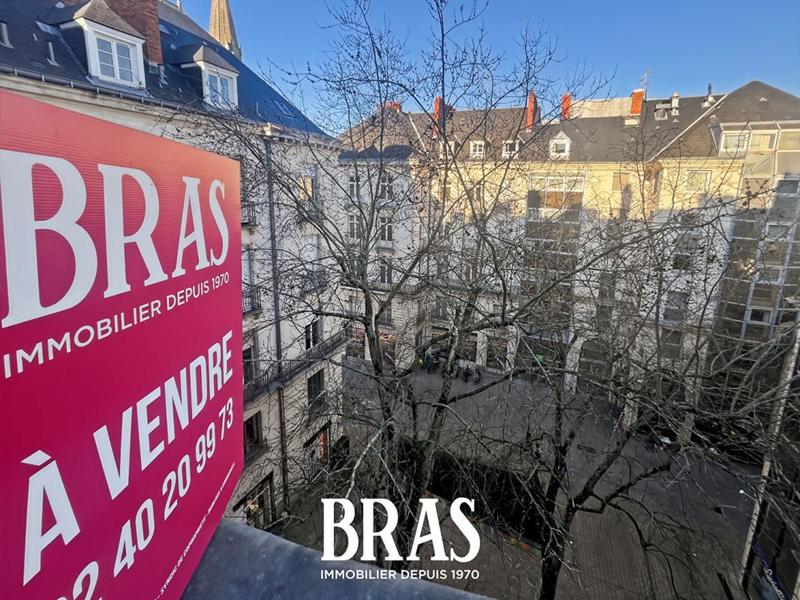 Appartement - 80 m² - 3 pièces