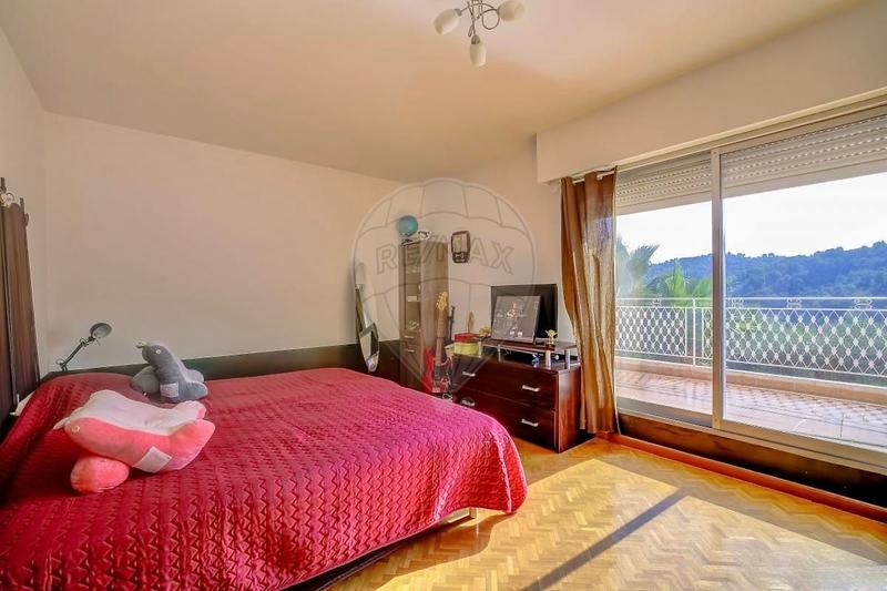 Villa - 193 m² - 5 pièces