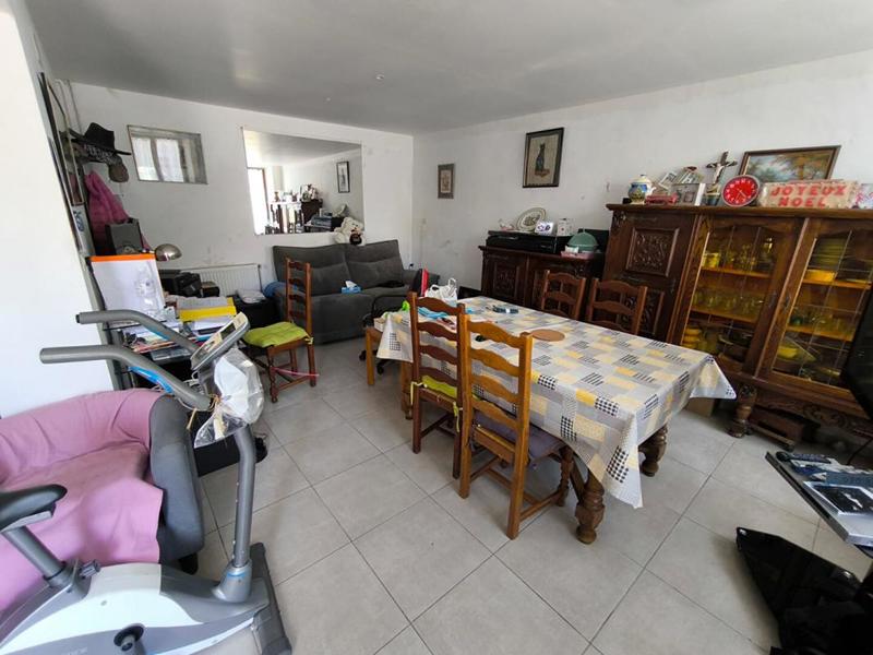 Maison - 95 m² - 5 pièces