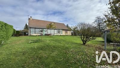 Maison - 140 m² - 5 pièces